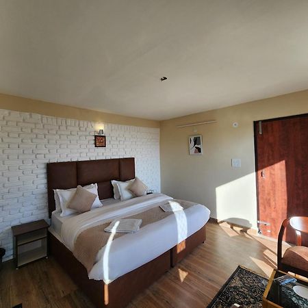 Mountain Golden Ray Mukteshwar Exterior foto