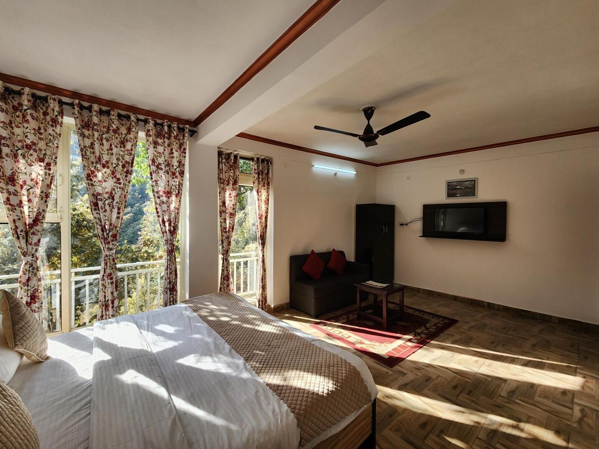 Mountain Golden Ray Mukteshwar Exterior foto
