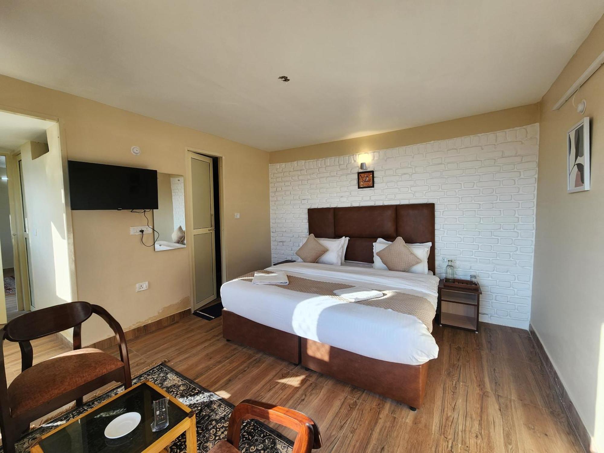 Mountain Golden Ray Mukteshwar Exterior foto